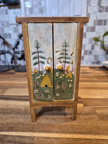 Hand crafted painted - &,