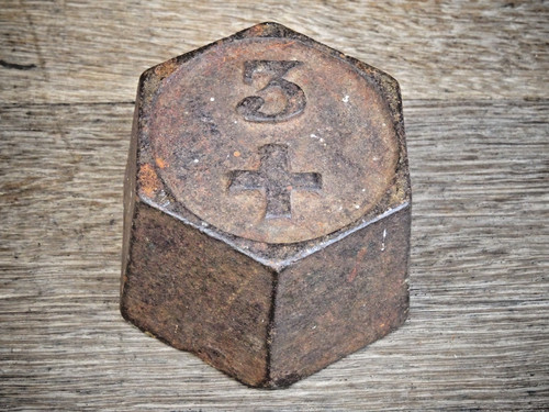 Ancien poids fonte - , hexagonal