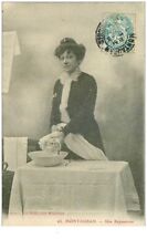 82 . n° 32673. MONTAUBAN.UNE IRONER