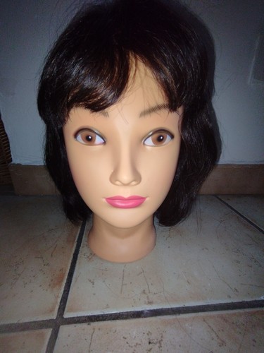 Tête coiffer - à,