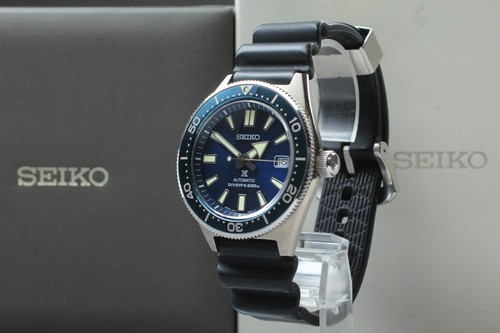 Presque comme neuve montre - comme, neuve]