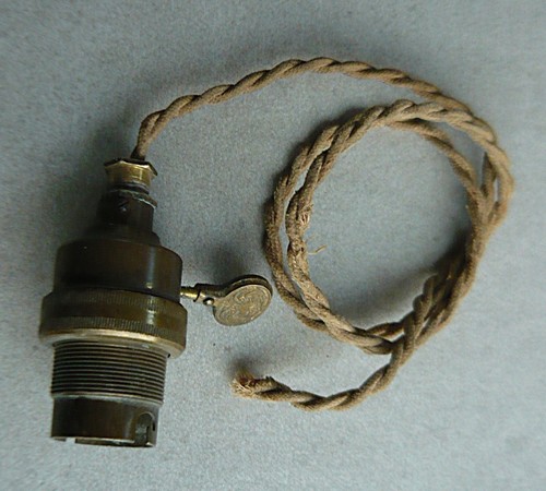 Ancienne douille interrupteur - ancienne,