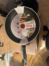 new -- T-FAL giant fry pan -- non stick
