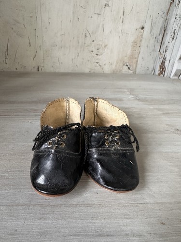 Chaussures poupée ancienne - chaussures,