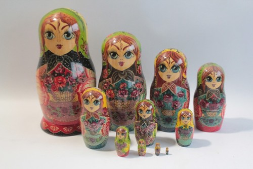 Poupées russes matriochkas - poupées,