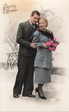 CP GOOD YEAR WOMEN BLONDE COAT FUR COLLAR WITH ROSES MEN TIE