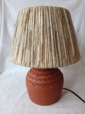 VINTAGE PIED DE  LAMPE EN CERAMIQUE TERRE CUITE DESIGN ANNEES 60 SIGNEE JC ?