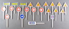 Lot 22 Plastic Signs 68mm Miniature Vehicle Tour de Franc