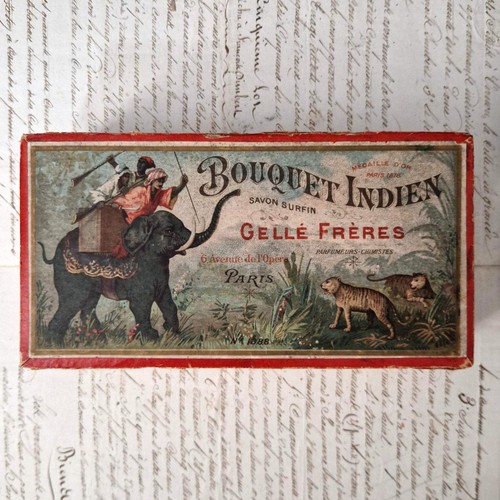 Rare boîte ancienne - , «