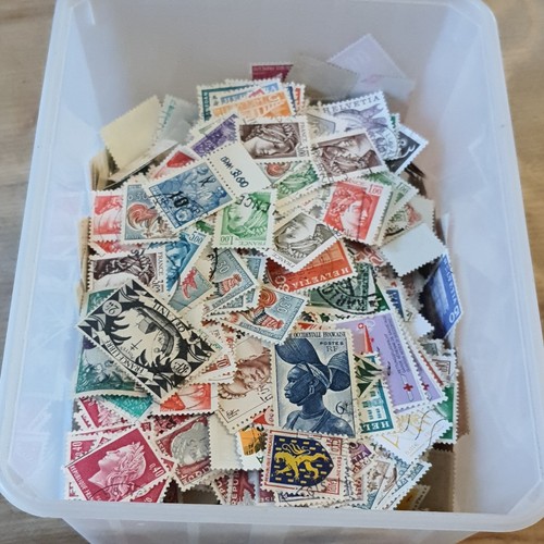 Lot timbres europe oblitérés - timbres,