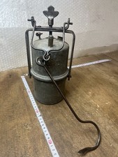 ancienne lampe à Carbure De