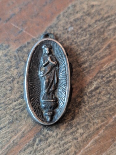 Médaille religieuse ancienne - religieuse,