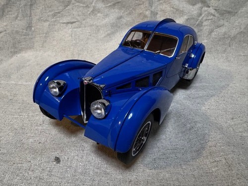 Autoart bugatti type 57sc - 1/18,