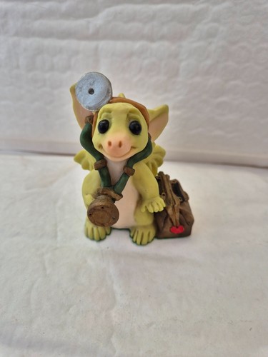 Dragon figurine - dr,