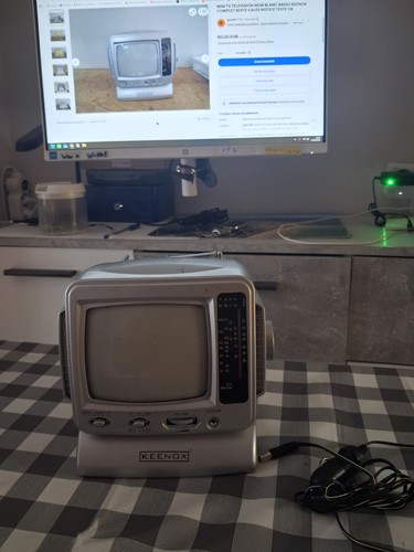 Mini television noir blanc - mini, tv