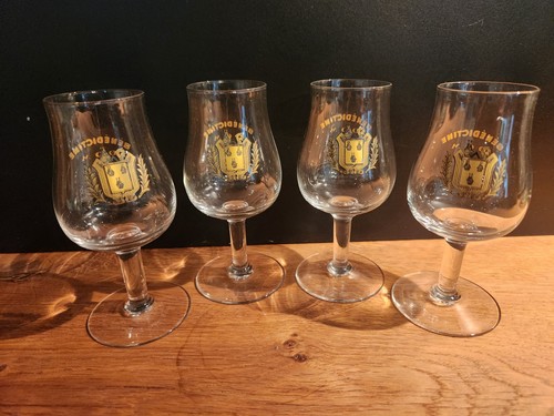 Lot verres à - de, 4