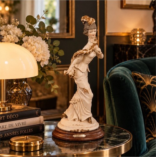 Belcari figurine femme lady - a,