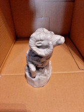 Statue bélier en marbre /