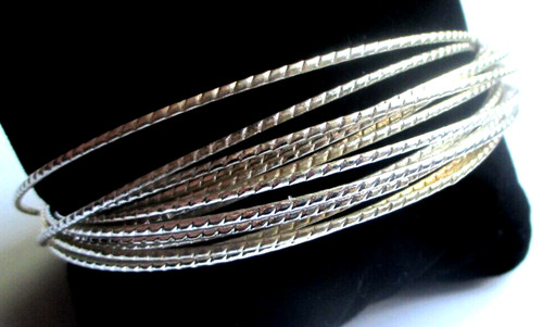 Beau bracelet rigide semainier - bracelet,