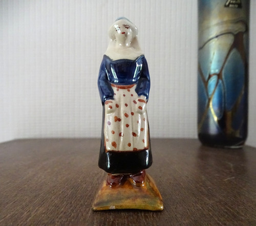 Figurine miniature faience - , hb