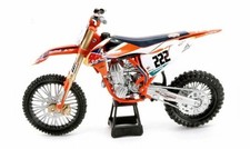 NEWRAY - Moto cross Factory Racing RED BULL - KTM 450SX-F T. CAIROLI - 1/10 -...