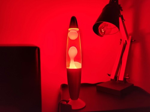 Lampe lave rouge - lampe,