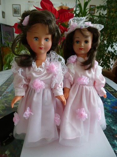 Lot petites poupées - 2,