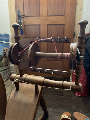 Rouet fabriqué par - rouet,