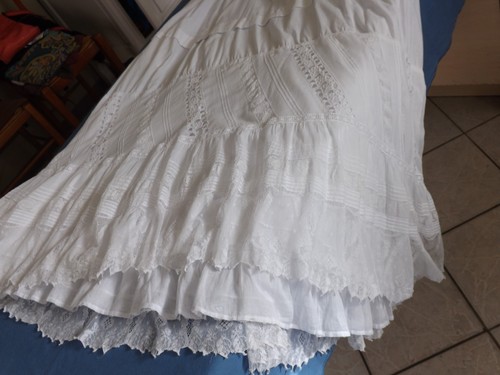 Superbe jupon mariée fin - superbe,