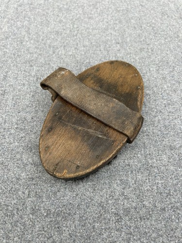 Brosse cheval cavalerie - cheval,