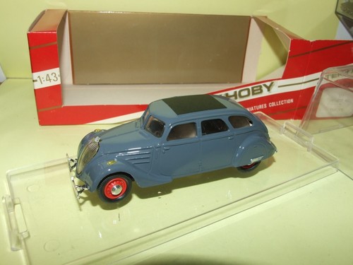 Peugeot 402 1935 gris - peugeot,