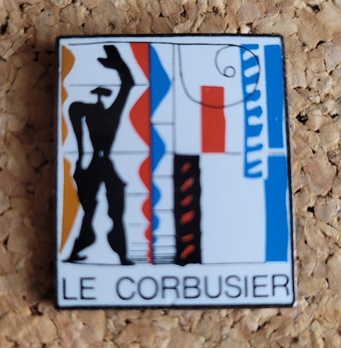 Pin corbusier émaillé - pin's,
