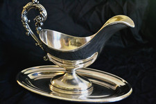 Sauciere casque métal