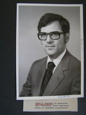 Glossy Press Photo undated James L Repsher VP North American Sales Lexidata Corp