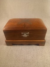 Boite à bijoux en bois et
