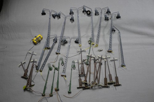 Lot divers lampadaires - de,