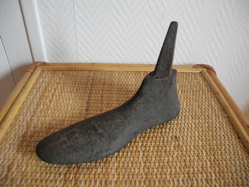 Ancienne forme chaussure - forme,