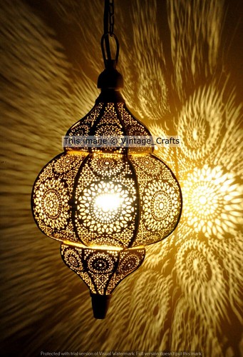 Lampes suspendues turques