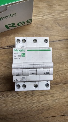 Disjoncteur schneider 32a - schneider,