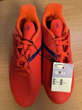 Chaussures de foot enfant KIPSTA  Viralto Taille 33 Neuves