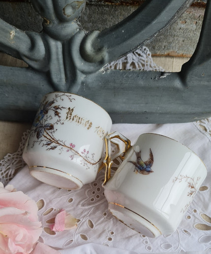 Anciennes tasses porcelaine - 2,