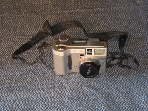 Minolta dimage s414 0mp - minolta,