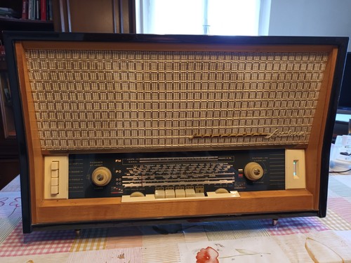 Très belle radio tubes - radio,
