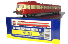 REE MB-231   Autorail  X2800