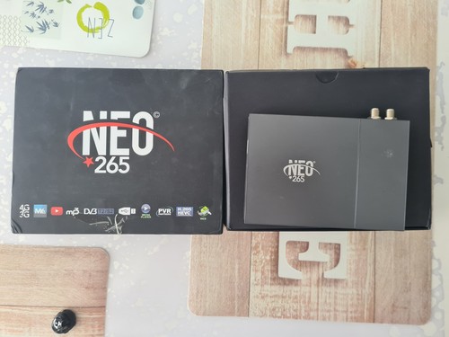 Decodeur satellite neo - /,