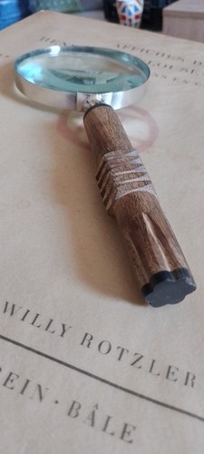 Loupe ancienne - loupe,