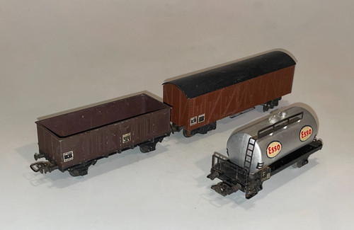 Ancien lot 2 wagons - vb,