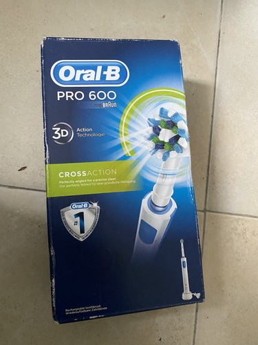 Brosse oral pro 600 - oral-b, cross
