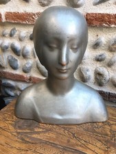 Sculpture Art Deco Femme Peint