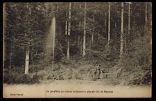 Cpa Les Vosges Le jet d'eau